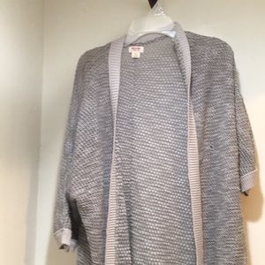 Grey cardigan